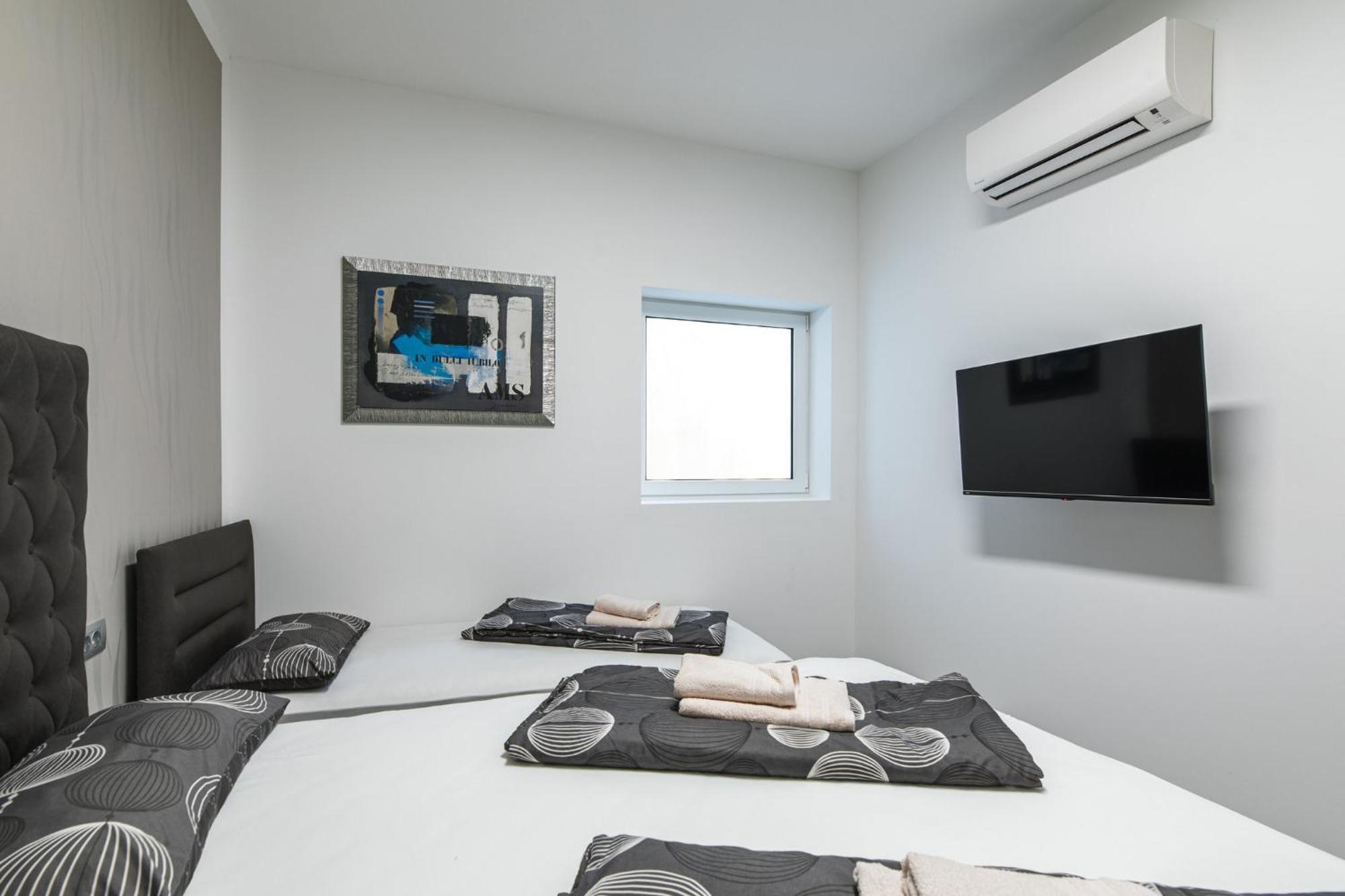Villa Vivien Crikvenica Ngoại thất bức ảnh