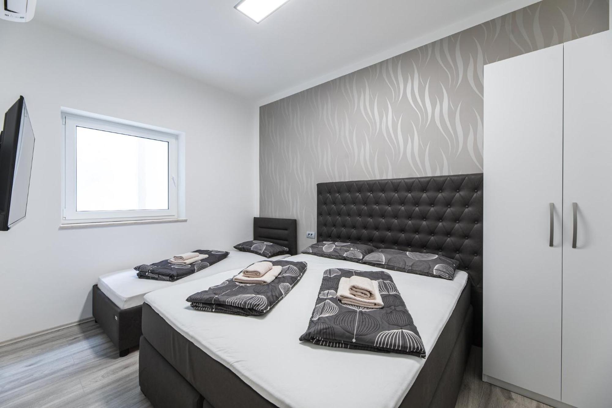 Villa Vivien Crikvenica Ngoại thất bức ảnh
