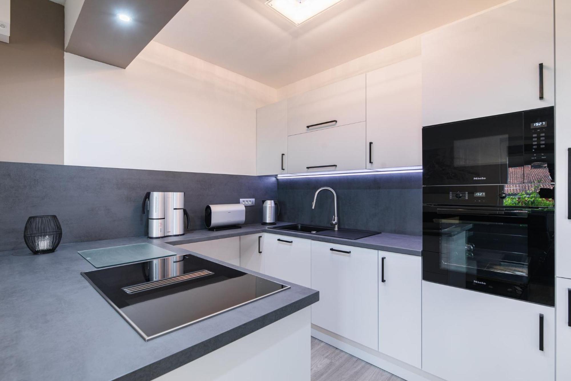 Villa Vivien Crikvenica Ngoại thất bức ảnh