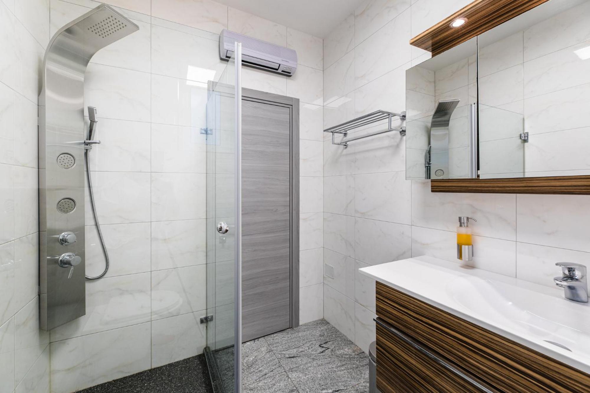 Villa Vivien Crikvenica Ngoại thất bức ảnh