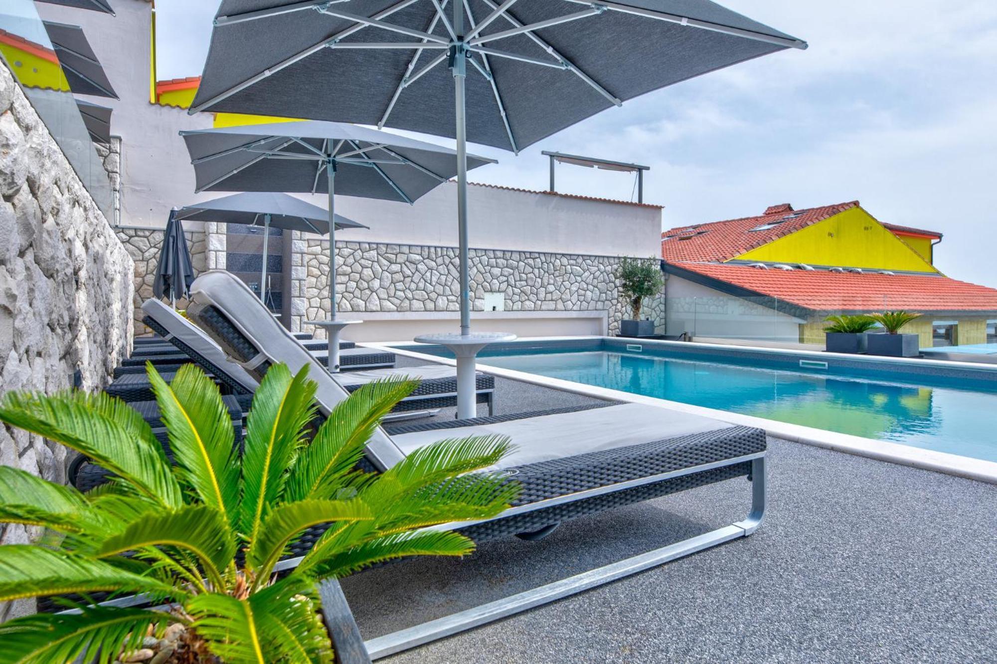 Villa Vivien Crikvenica Ngoại thất bức ảnh