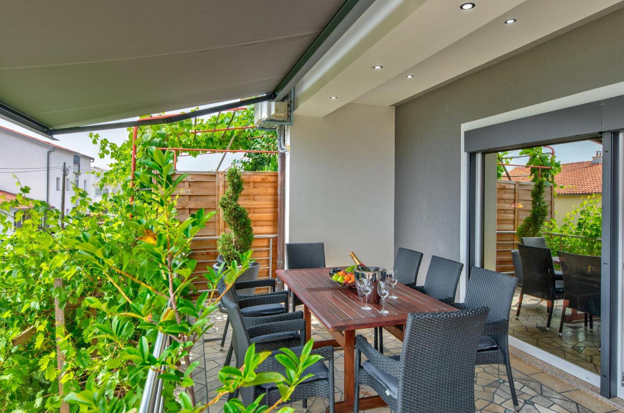 Villa Vivien Crikvenica Ngoại thất bức ảnh